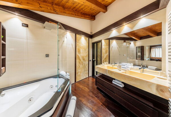 Chalet Parisi