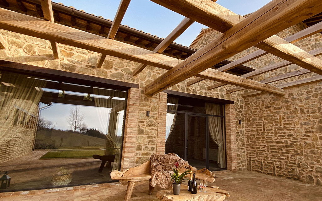 Villa Perfetta: Activities, Amenities, Balcony / Terrace / Patio, Food, Hot Tub, Outdoor, People, Pool, Spring, Summer