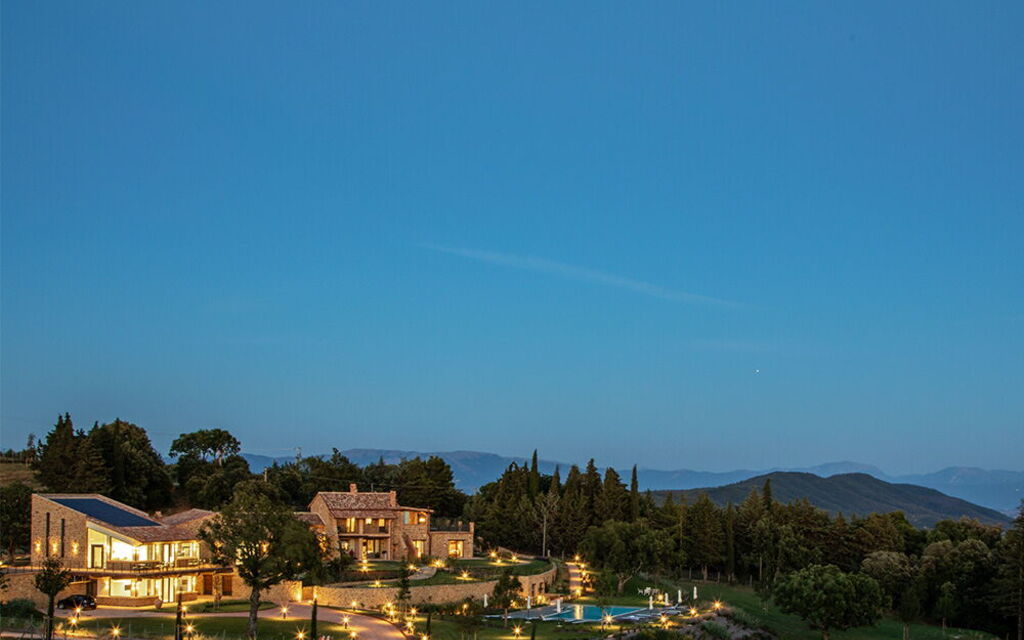 Villa Perfetta: Activities, Amenities, Balcony / Terrace / Patio, Food, Hot Tub, Outdoor, People, Pool, Spring, Summer