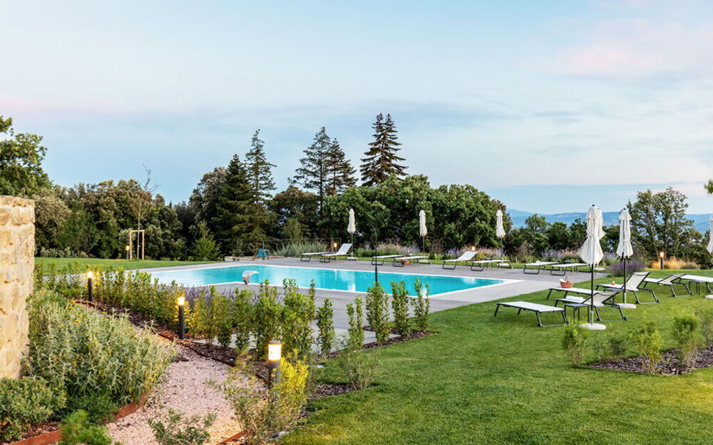 Villa Perfetta: Activities, Amenities, Balcony / Terrace / Patio, Food, Hot Tub, Outdoor, People, Pool, Spring, Summer