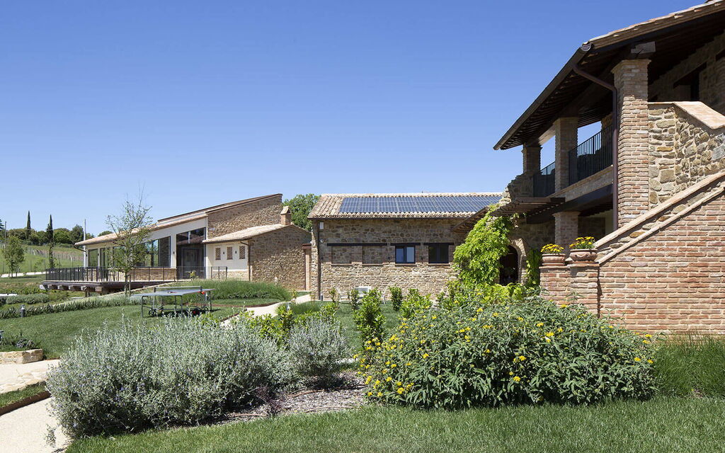 Villa Perfetta: Activities, Amenities, Balcony / Terrace / Patio, Food, Hot Tub, Outdoor, People, Pool, Spring, Summer