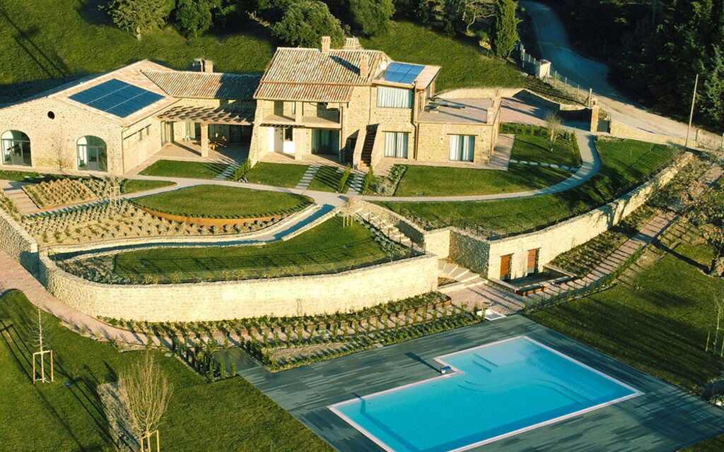 Villa Perfetta: Activities, Amenities, Balcony / Terrace / Patio, Food, Hot Tub, Outdoor, People, Pool, Spring, Summer