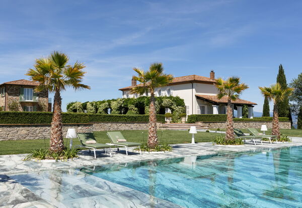 Villa Delle Vigne: Building Exterior, Hot Tub, Main Entrance, Planimetry, Spring, Summer, Wellness