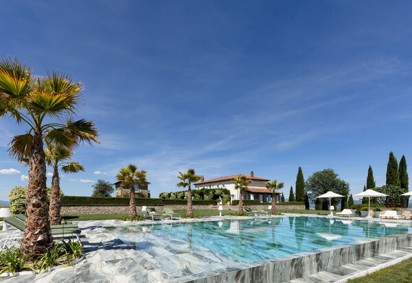 Villa Delle Vigne: Building Exterior, Hot Tub, Main Entrance, Planimetry, Spring, Summer, Wellness