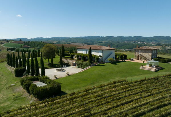 Villa Delle Vigne: Building Exterior, Hot Tub, Main Entrance, Planimetry, Spring, Summer, Wellness