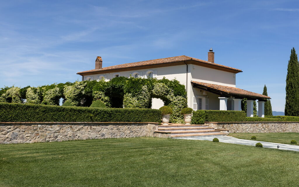 Villa Delle Vigne: Benessere, Entrata Principale, Estate, Esterni, Idromassaggio, Planimetria, Primavera