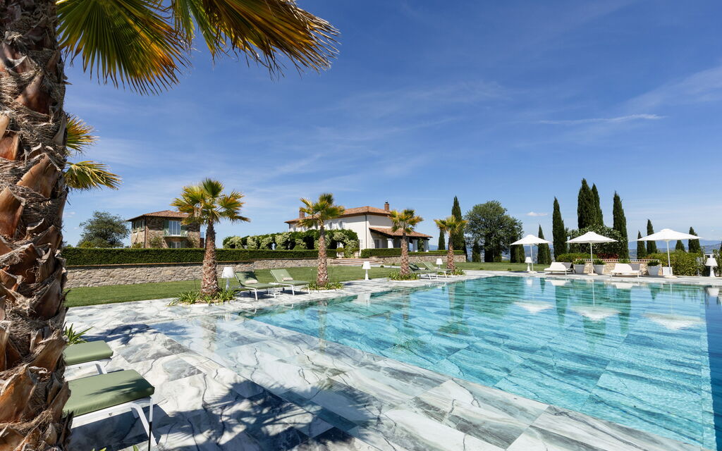 Villa Delle Vigne: Benessere, Entrata Principale, Estate, Esterni, Idromassaggio, Planimetria, Primavera