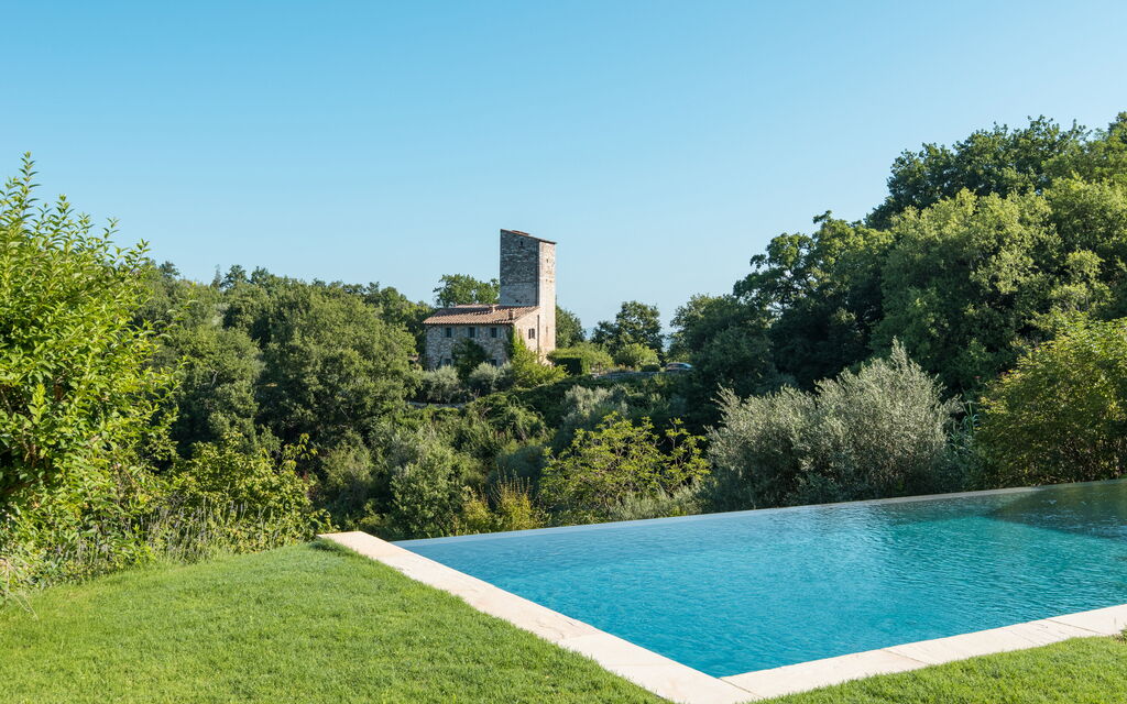 Villa Tognazzi: Attività, Balcone / Terrazza / Patio, Benessere, Caratteristiche, Estate, Giardino, Piscina, Primavera, Servizi, Vista Panoramica