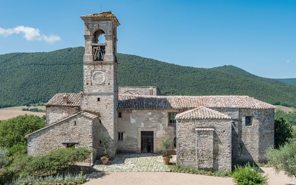 Villa Tognazzi: Attività, Balcone / Terrazza / Patio, Benessere, Caratteristiche, Estate, Giardino, Piscina, Primavera, Servizi, Vista Panoramica