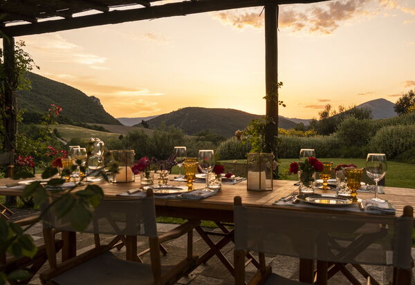 Villa Camino: Attività, Balcone / Terrazza / Patio, Caratteristiche, Estate, Esterni, Piscina, Primavera