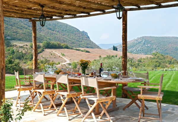 Villa Camino: Attività, Balcone / Terrazza / Patio, Caratteristiche, Estate, Esterni, Piscina, Primavera