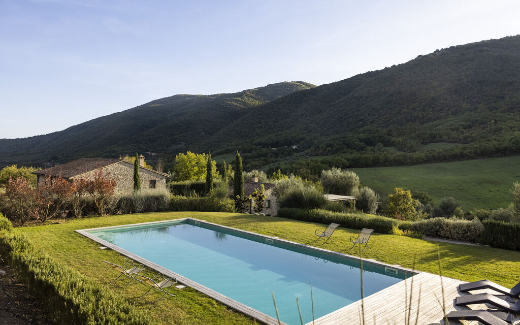 Villa Camino: Attività, Balcone / Terrazza / Patio, Caratteristiche, Estate, Esterni, Piscina, Primavera