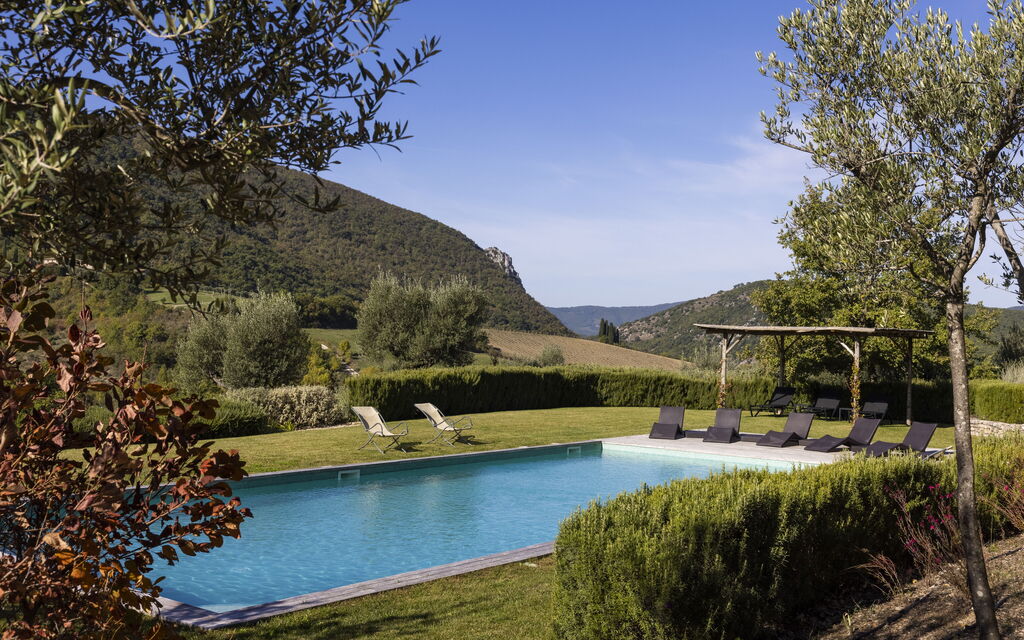 Villa Camino: Attività, Balcone / Terrazza / Patio, Caratteristiche, Estate, Esterni, Piscina, Primavera