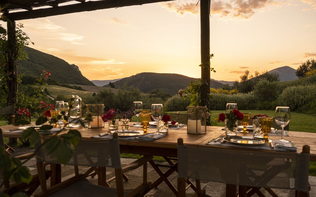 Villa Camino: Attività, Balcone / Terrazza / Patio, Caratteristiche, Estate, Esterni, Piscina, Primavera