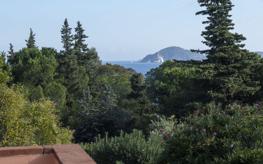 Villa Elvira: Activities, Amenities, Balcony / Terrace / Patio, Building Exterior, Garden, Main Entrance, Pool, Spring, Summer, Wellness