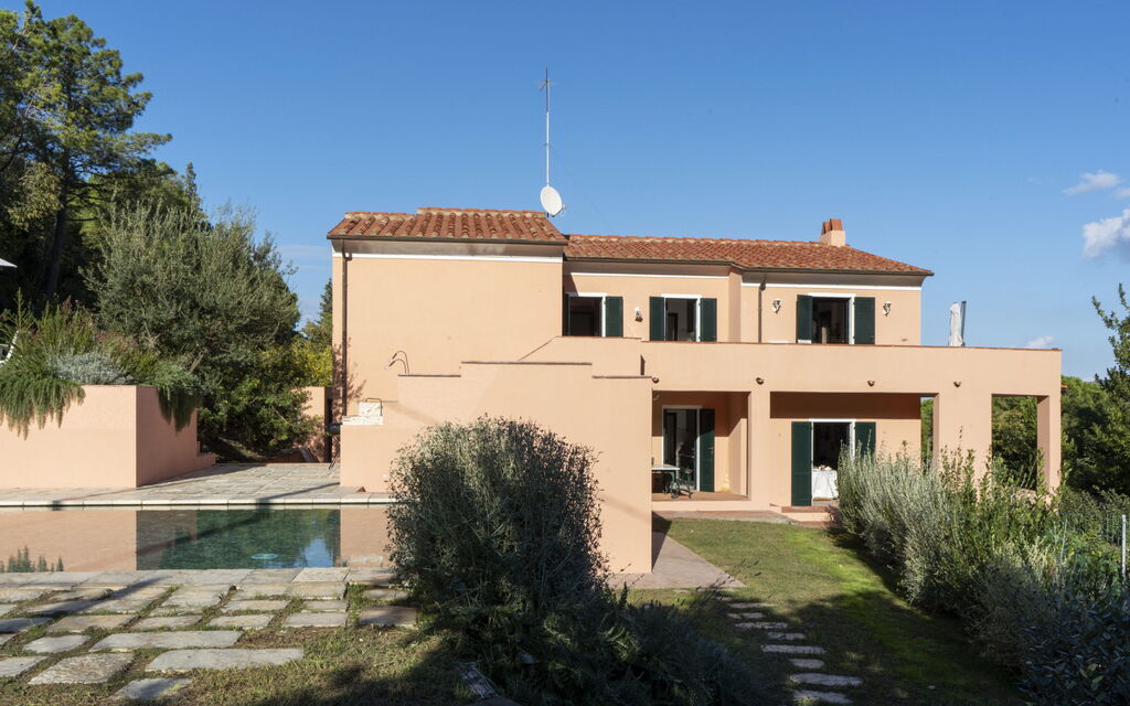Villa Elvira: Activities, Amenities, Balcony / Terrace / Patio, Building Exterior, Garden, Main Entrance, Pool, Spring, Summer, Wellness