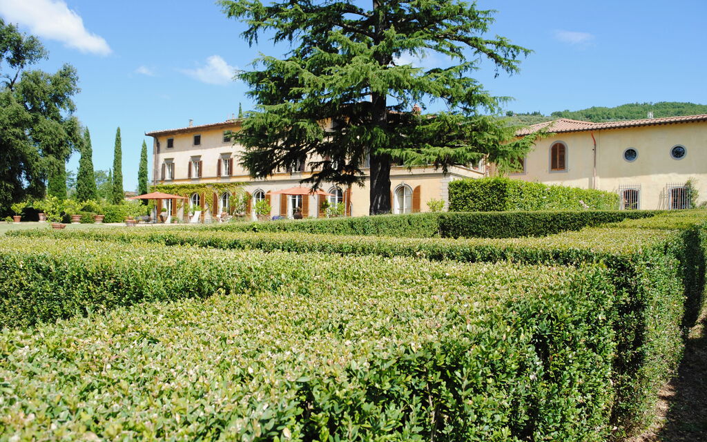 Villa Dell'arte 46: Attività, Balcone / Terrazza / Patio, Caratteristiche, Dettagli della stanza, Estate, Esterni, Giardino, Idromassaggio, Piscina, Primavera, Servizi, Shopping