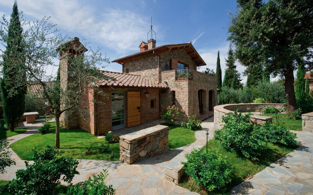 Villa Dell'arte 46: Attività, Balcone / Terrazza / Patio, Caratteristiche, Dettagli della stanza, Estate, Esterni, Giardino, Idromassaggio, Piscina, Primavera, Servizi, Shopping