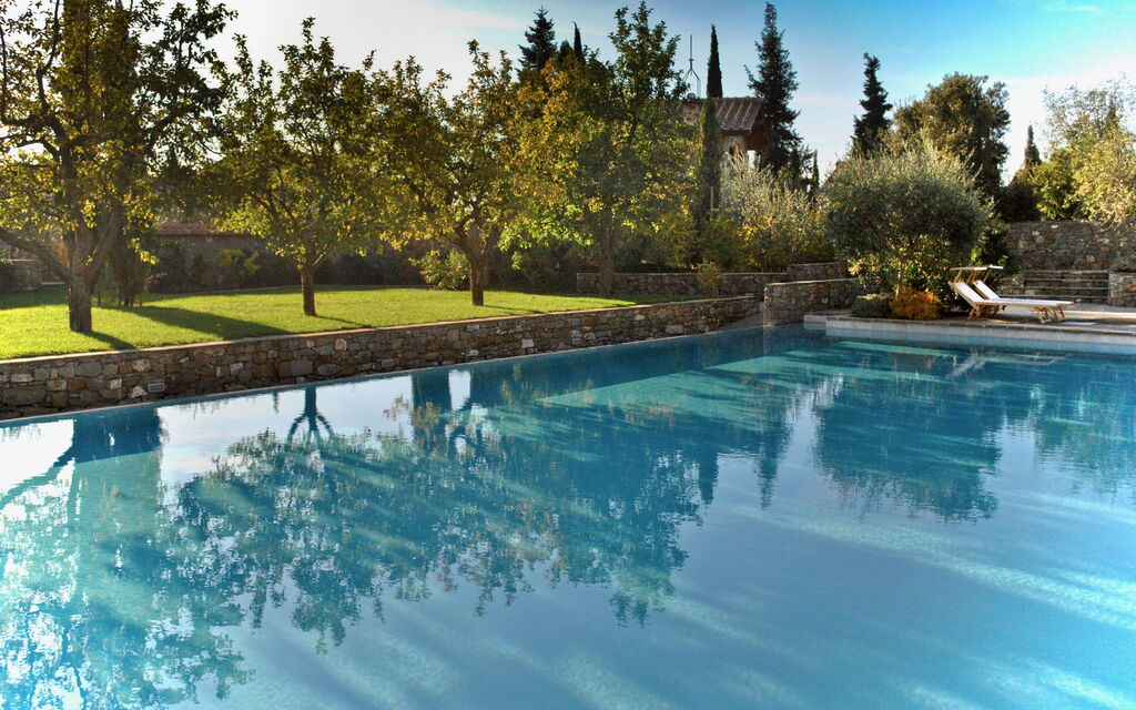 Villa Dell'arte 46: Attività, Balcone / Terrazza / Patio, Caratteristiche, Dettagli della stanza, Estate, Esterni, Giardino, Idromassaggio, Piscina, Primavera, Servizi, Shopping