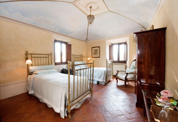 Villa Del Duca: Activities, Balcony / Terrace / Patio, Building Exterior, Pool, Spring, Summer, Wellness