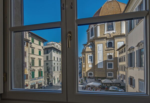 Clemente Apartment: Autumn, Building Exterior, Spring, Summer