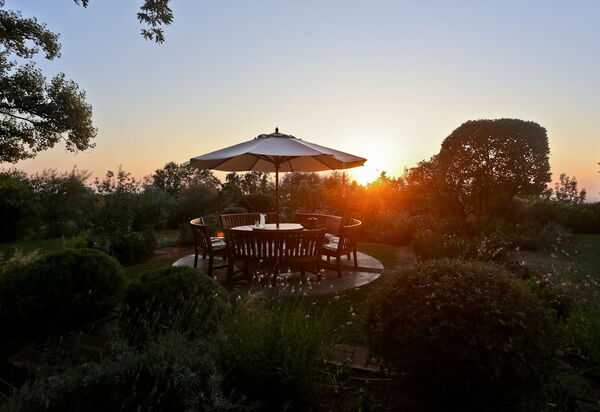 Villa Bellaria: Attività, Balcone / Terrazza / Patio, Benessere, Caratteristiche, Entrata Principale, Estate, Esterni, Piscina, Primavera
