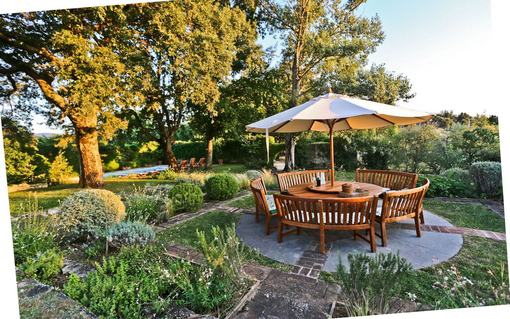 Villa Bellaria: Attività, Balcone / Terrazza / Patio, Benessere, Caratteristiche, Entrata Principale, Estate, Esterni, Piscina, Primavera