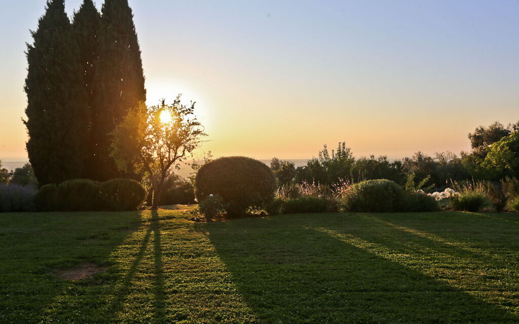 Villa Bellaria: Attività, Balcone / Terrazza / Patio, Benessere, Caratteristiche, Entrata Principale, Estate, Esterni, Piscina, Primavera