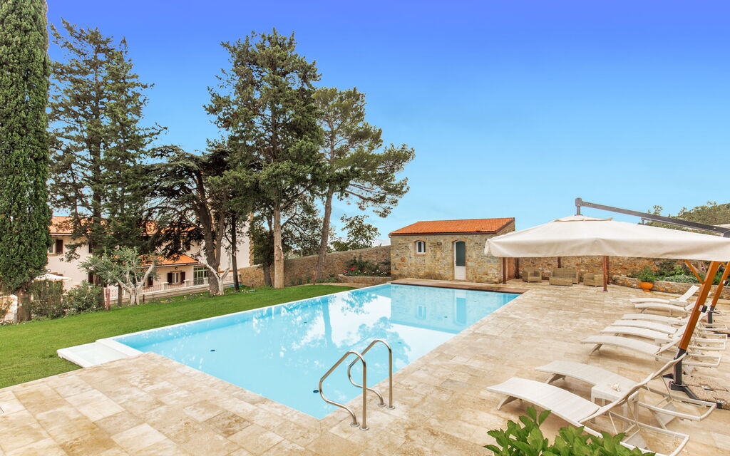 Villa Paola 16: Attività, Balcone / Terrazza / Patio, Caratteristiche, Dettagli della stanza, Estate, Esterni, Idromassaggio, Primavera