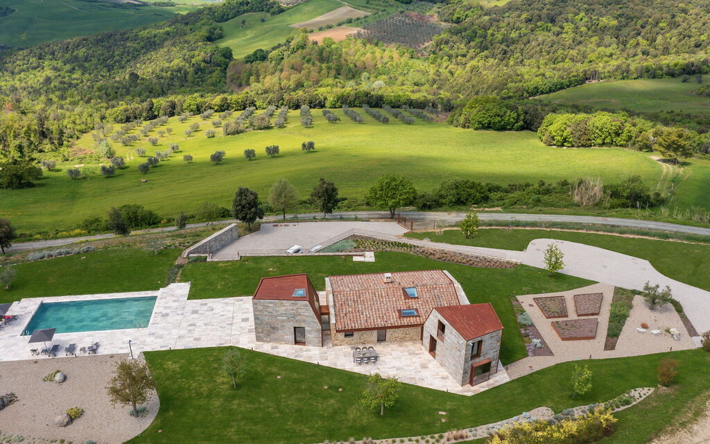 Villa Etro 6: Activities, Balcony / Terrace / Patio, Building Exterior, Pool, Spring, Summer