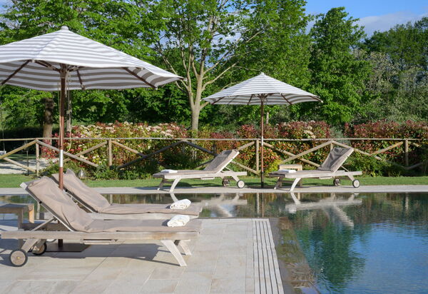 Villa Collalto 12: Attività, Balcone / Terrazza / Patio, Caratteristiche, Cibo, Entrata Principale, Estate, Esterni, Giardino, Primavera, Servizi