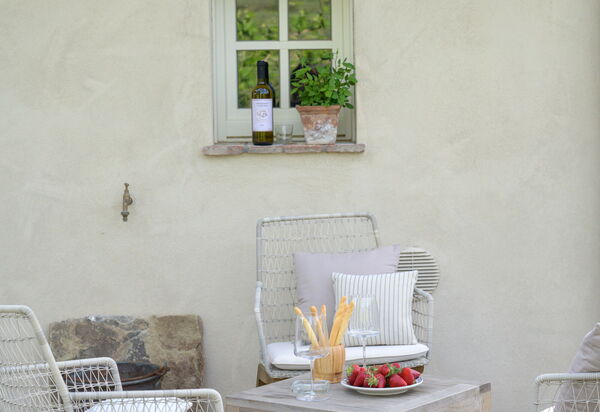 Villa Collalto 12: Attività, Balcone / Terrazza / Patio, Caratteristiche, Cibo, Entrata Principale, Estate, Esterni, Giardino, Primavera, Servizi