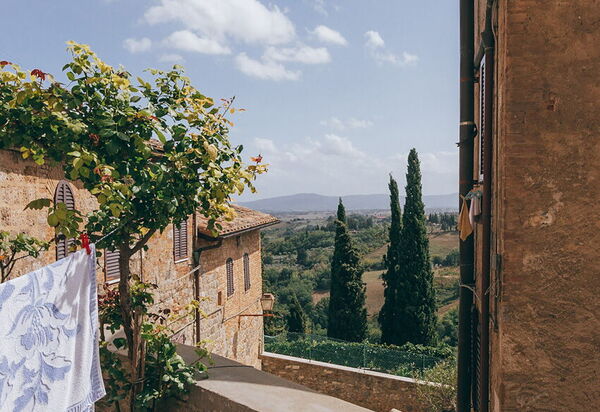 Villa Dorina: Attività, Balcone / Terrazza / Patio, Caratteristiche, Dettagli della stanza, Estate, Esterni, Piscina, Primavera