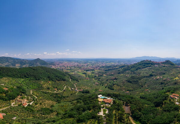 Villa Coraline 15: Attività, Balcone / Terrazza / Patio, Caratteristiche, Entrata Principale, Estate, Esterni, Giardino, Piscina, Primavera