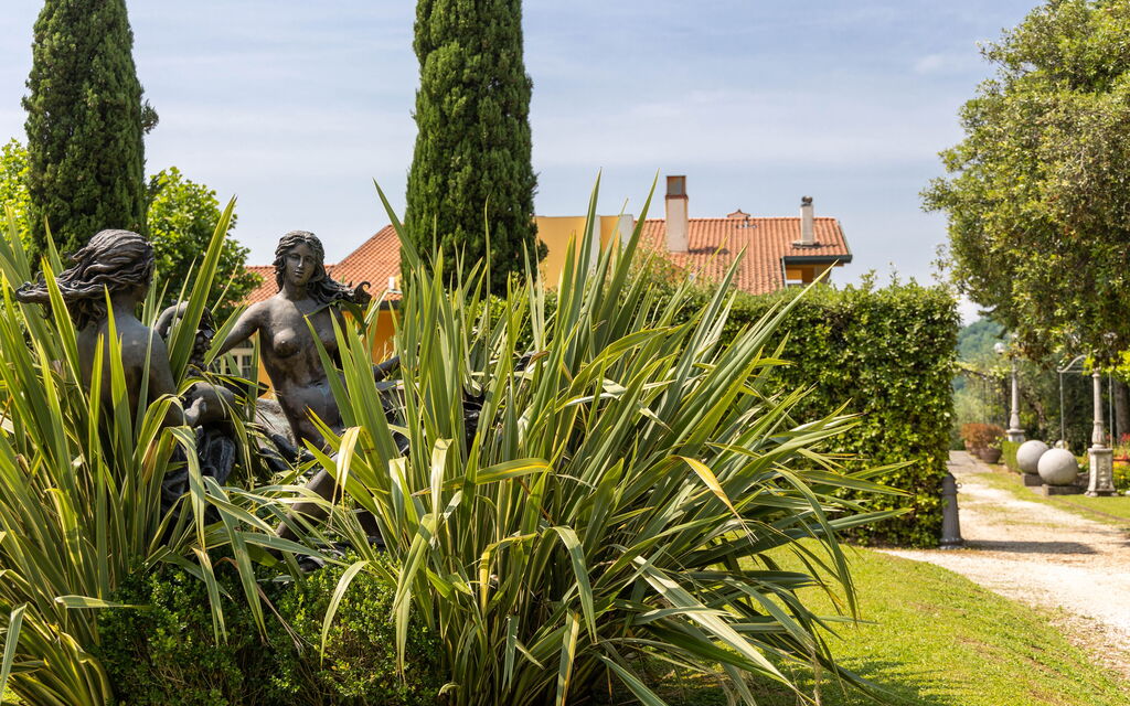 Villa Coraline 15: Activities, Amenities, Balcony / Terrace / Patio, Building Exterior, Garden, Main Entrance, Pool, Spring, Summer