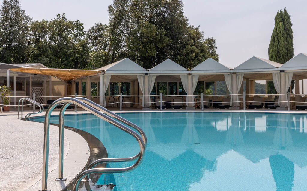 Villa Coraline 15: Activities, Amenities, Balcony / Terrace / Patio, Building Exterior, Garden, Main Entrance, Pool, Spring, Summer