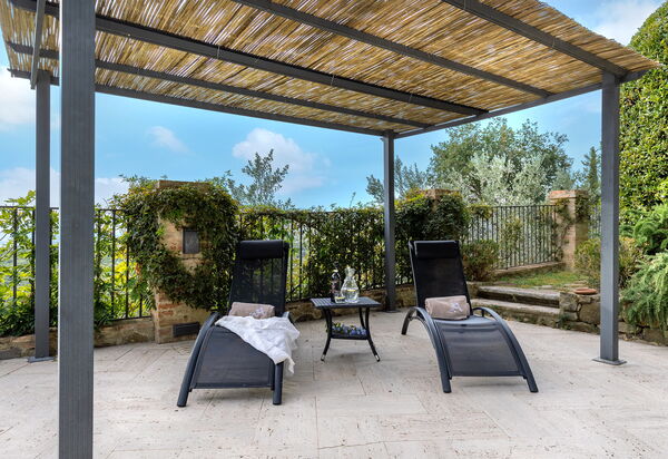 Villa Del Vin Santo 22: Attività, Balcone / Terrazza / Patio, Caratteristiche, Estate, Esterni, Piscina, Primavera