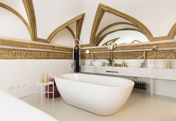 Traviata Escape Apartment