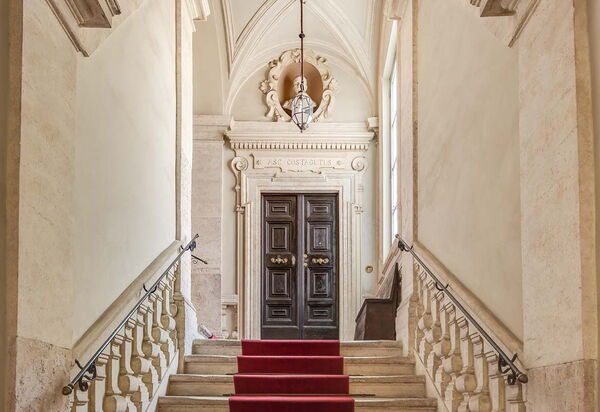 Traviata Escape Apartment