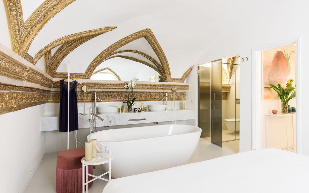 Traviata Escape Apartment