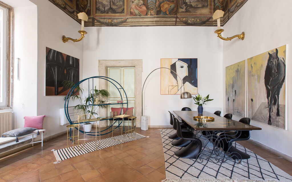 Traviata Escape Apartment