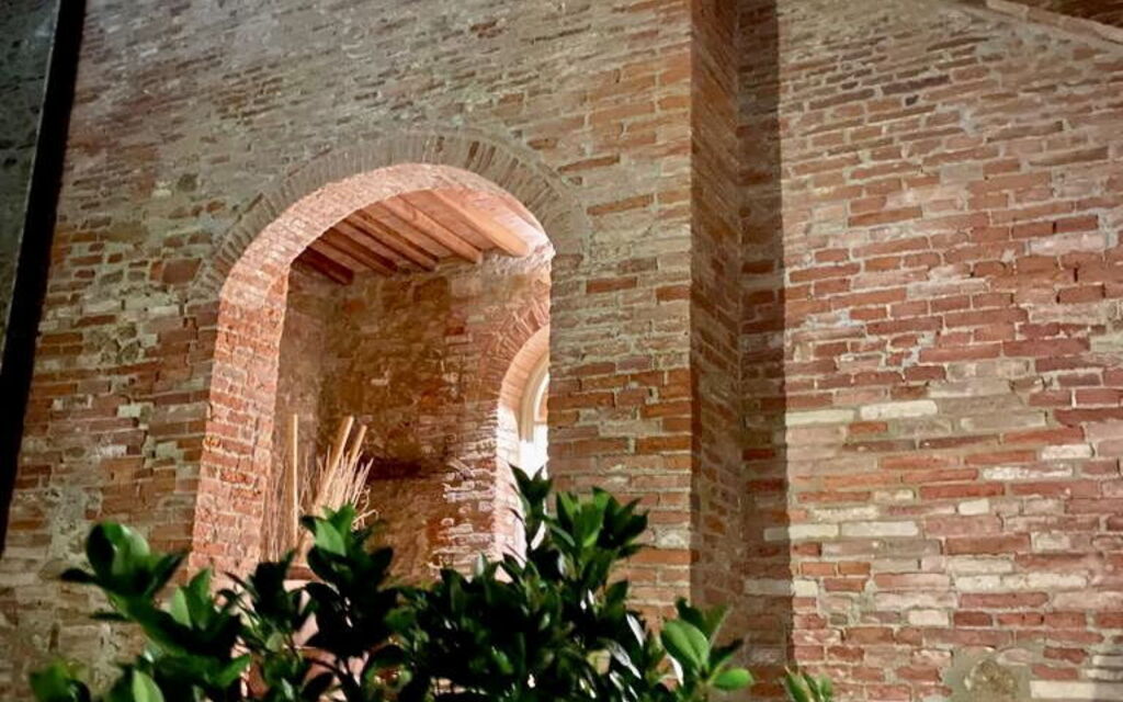 Villa Pellico: Activities, Building Exterior, Facilities, Room Detail, Spring, Summer