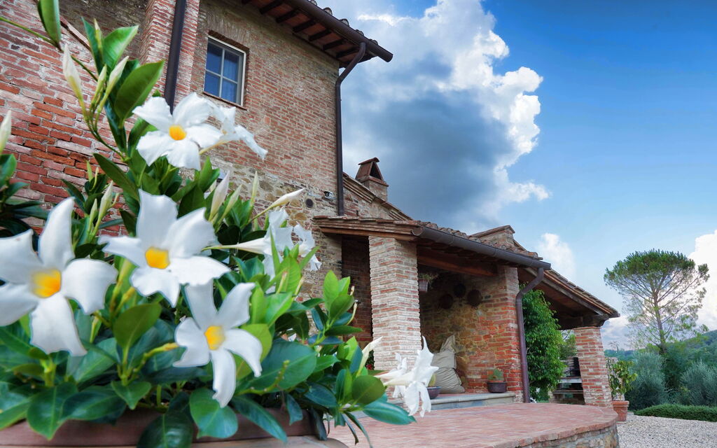 Villa Pellico: Activities, Building Exterior, Facilities, Room Detail, Spring, Summer