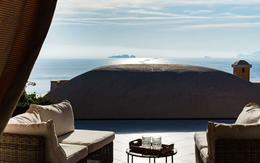 Villa Aristide: Attività, Balcone / Terrazza / Patio, Benessere, Caratteristiche, Estate, Esterni, Giardino, Piscina, Primavera