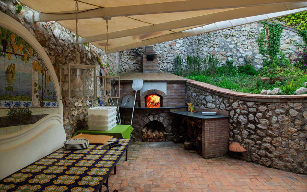 Villa Gotti: Benessere, Entrata Principale, Estate, Esterni, Giardino, Idromassaggio, Piscina, Planimetria, Primavera