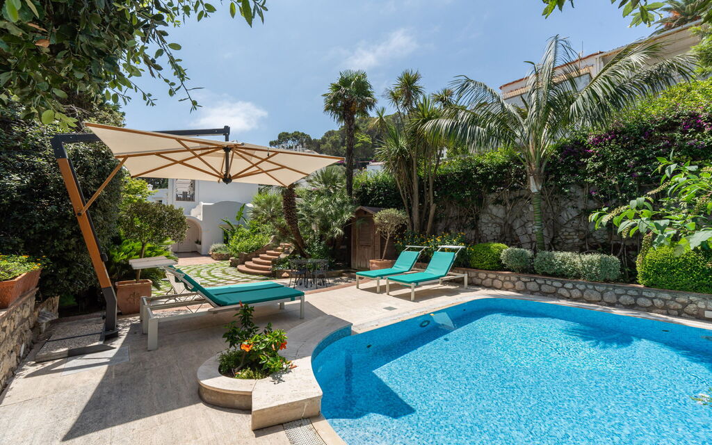 Villa Gotti: Benessere, Entrata Principale, Estate, Esterni, Giardino, Idromassaggio, Piscina, Planimetria, Primavera