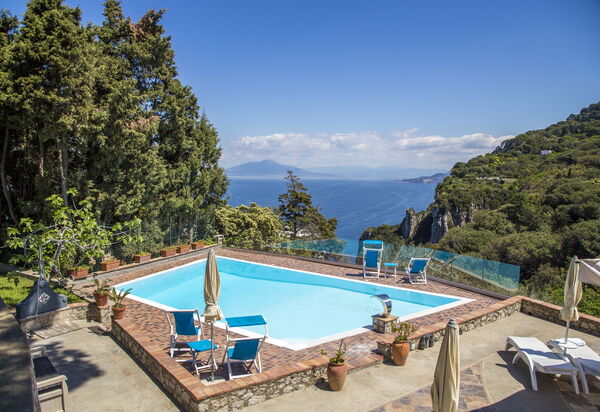 Villa Carola