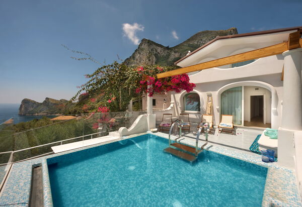 Villa Nereide: Building Exterior, Spring, Summer