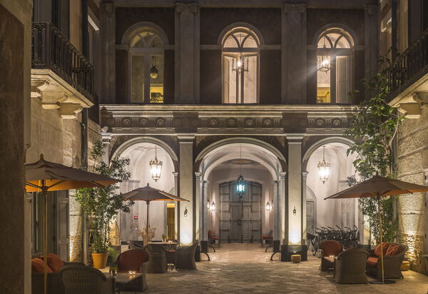 Villa Martelli: Activities, Amenities, Balcony / Terrace / Patio, Building Exterior, Spring, Summer
