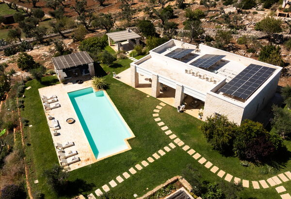 Lamia Degli Ulivi: Amenities, Building Exterior, Facilities, Outdoor, Pool, Spring, Summer